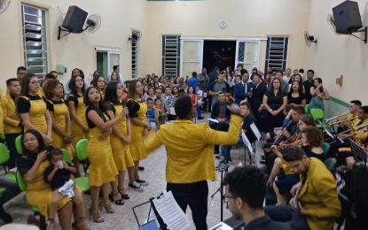 Jovens de Iracemápolis festejam 22 anos